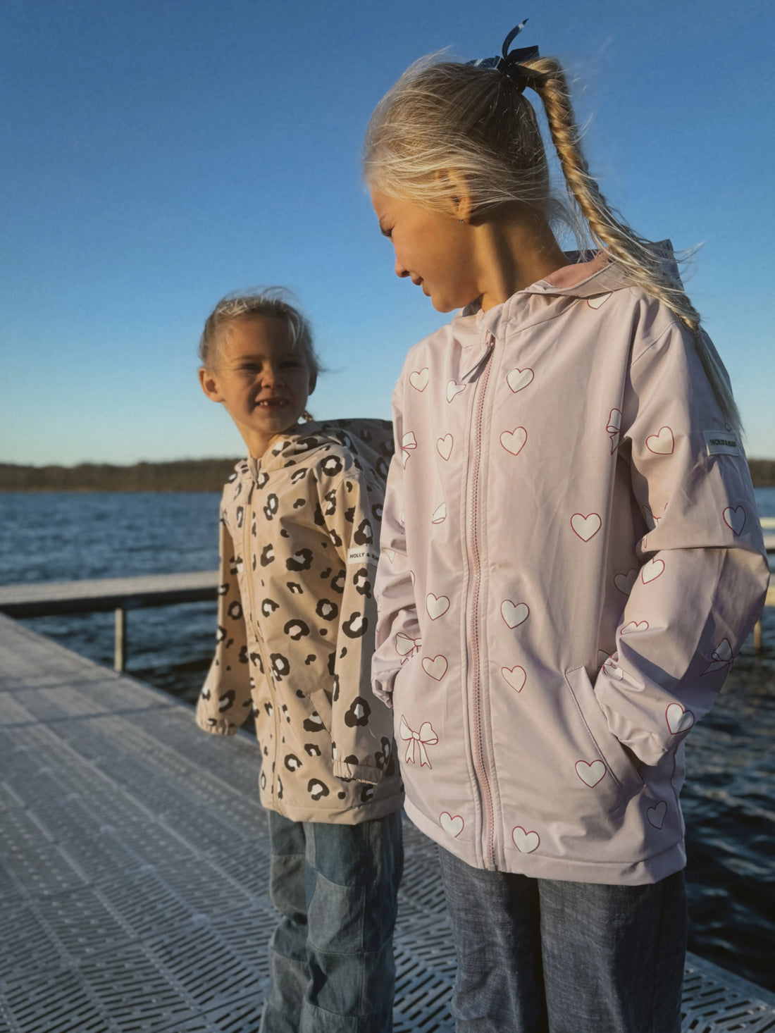 Worried About Colds? The Truth About Kids Playing in the Rain - uk.hollyandbeau.com