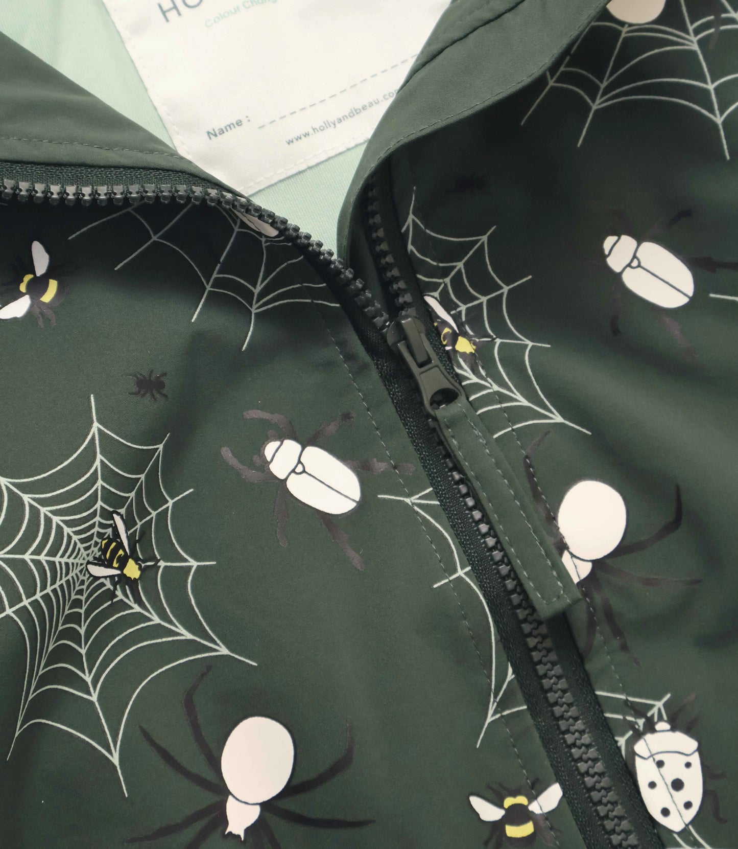 Bugs Colour Changing Raincoat Hollyandbeauu