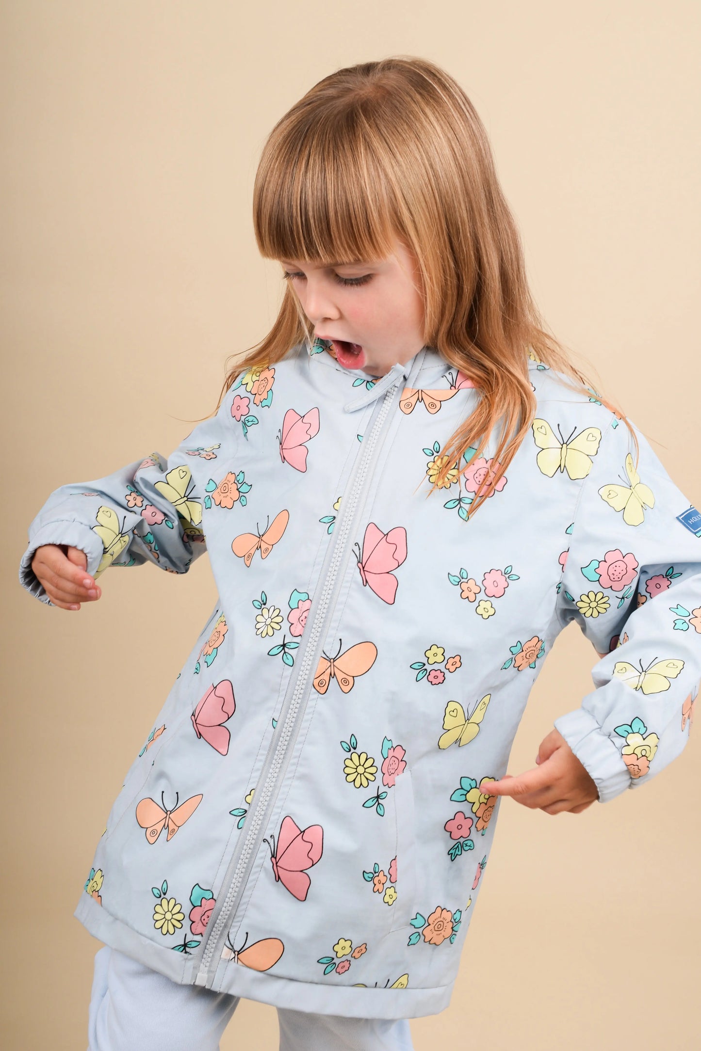 Butterfly Flower Colour Changing Raincoat uk.hollyandbeau.com