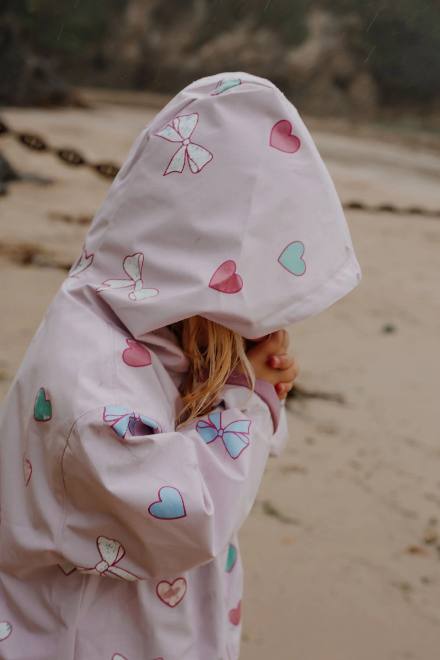Hearts & Bows Colour Changing Raincoat Hollyandbeauu