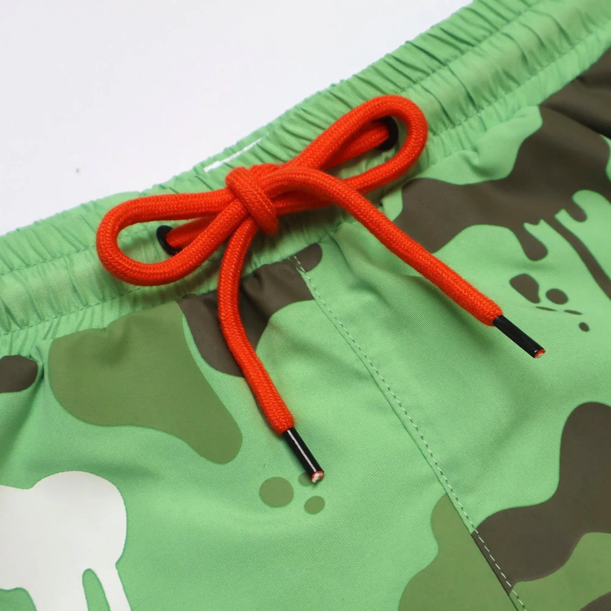 Camouflage Colour Changing Swim Shorts Hollyandbeauu