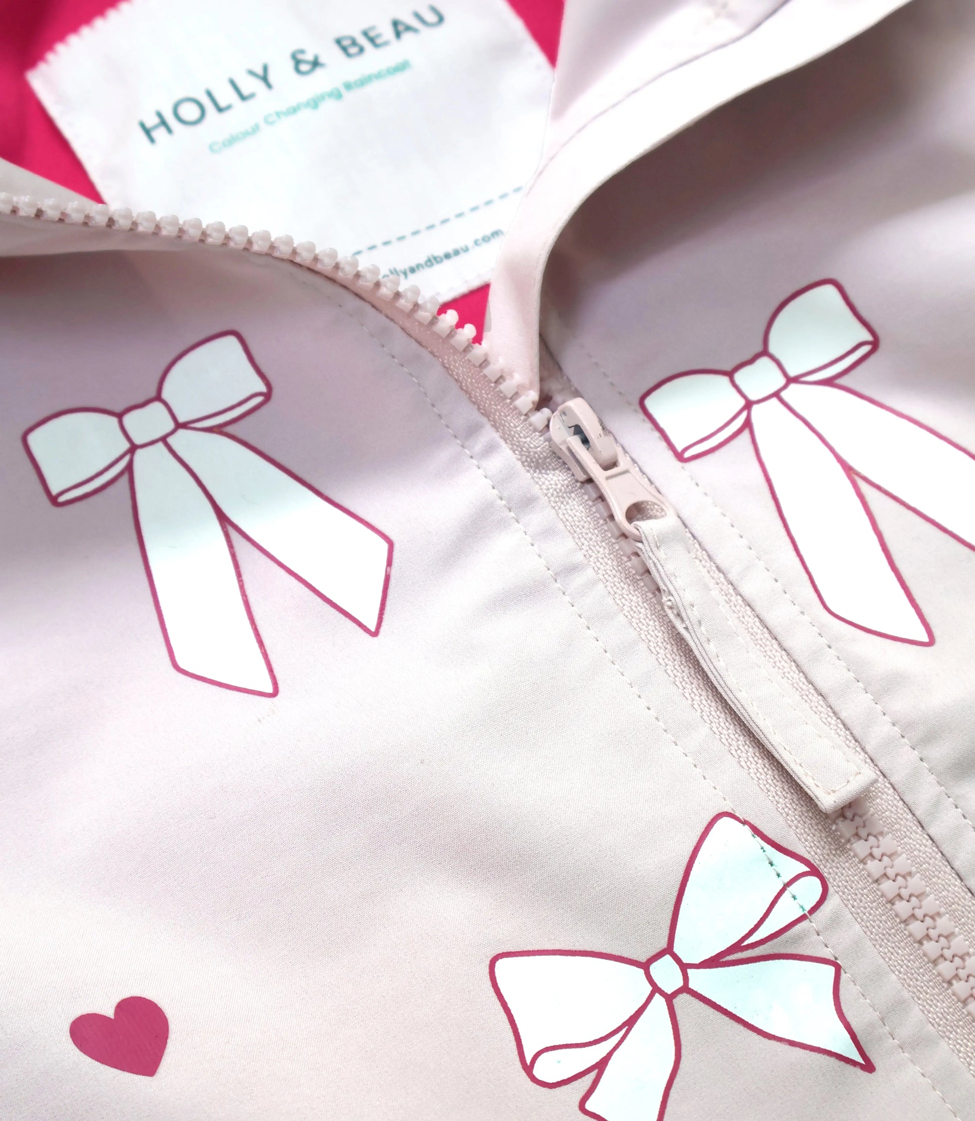 Hearts & Bows Colour Changing Raincoat Hollyandbeauu